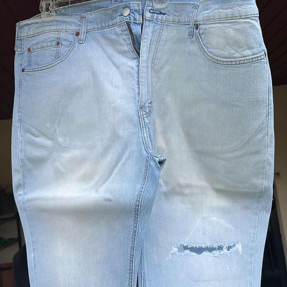 LEVIS 541 Mens jeans size size 42X32